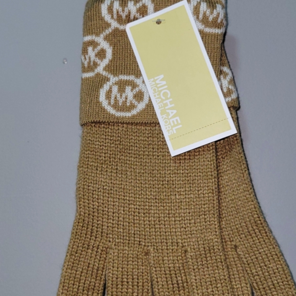 Michael kors gloves